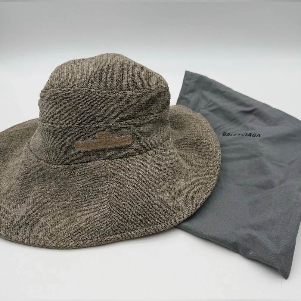 Balenciaga BB Logo Wide‑Brim Bucket Hat – Grey Melange with Dust Bag Balenciaga Hat - Etsy main image 3